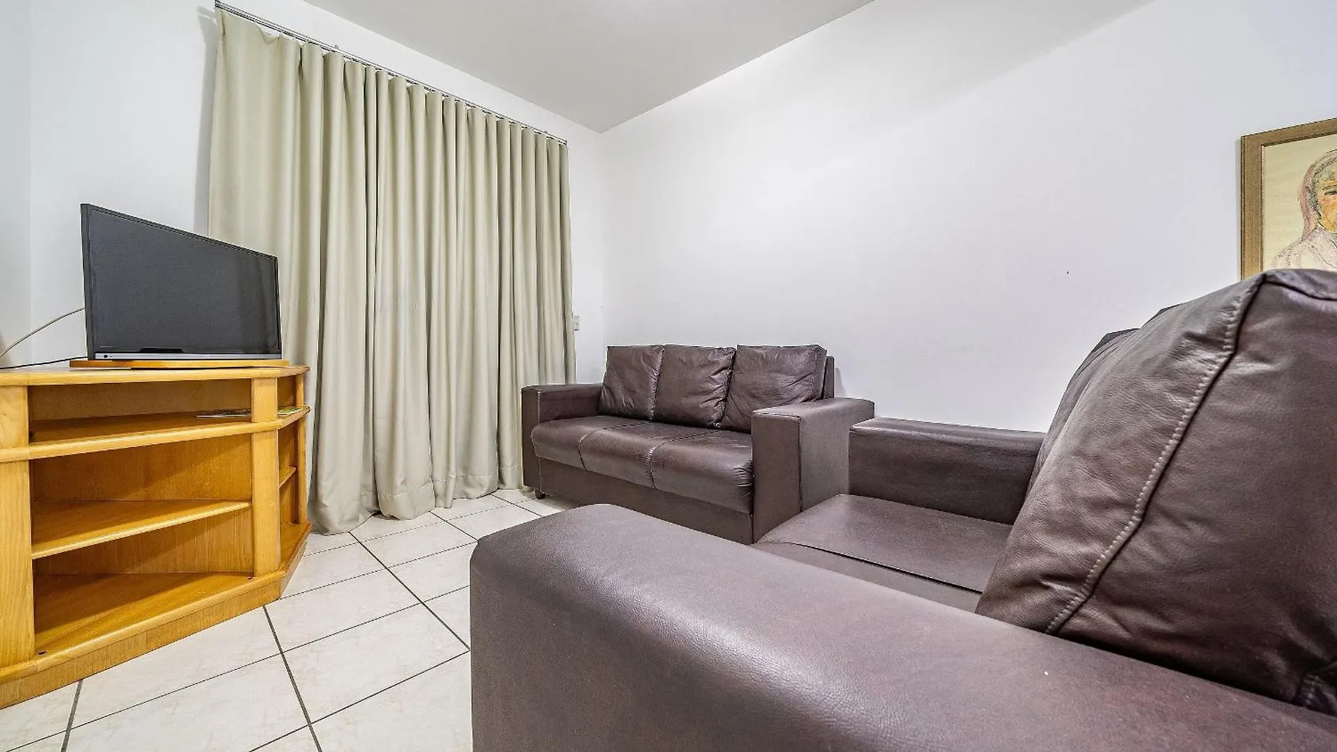 Apartment 131 - Apto 03 Dormitorios Na Principal De Bombas Bombinhas Brazil